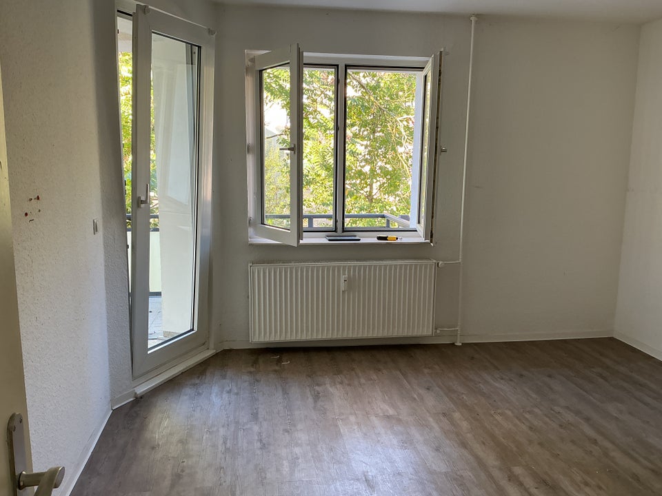 **3-Zimmer-Wohnung mit Balkon sucht Nachmieter** - Photo 3