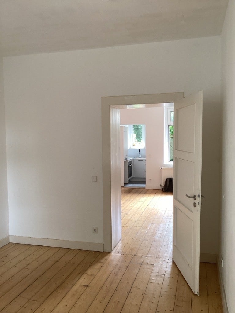 Tolle Erdgeschosswohnung mit Einbauküche - Foto 2