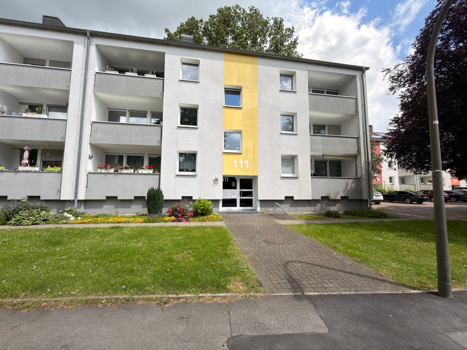 Umzug gefällig? Geräumige 3,5-Zi.-Wohnung - Foto 1
