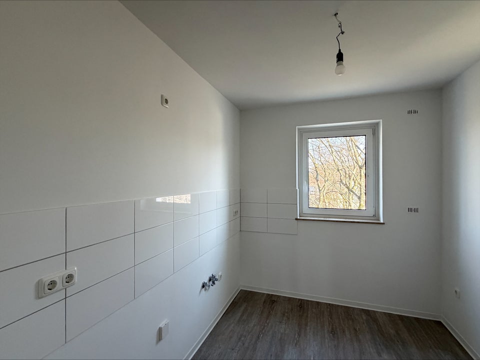 Schöne 3-Zimmer-Wohnung mit Blick ins Grüne - Photo 2
