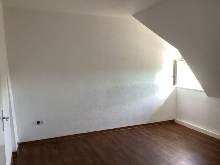 Gemütliche 2-Zimmer-Dachgeschoß-Wohnung in Neckarau! - Photo 4