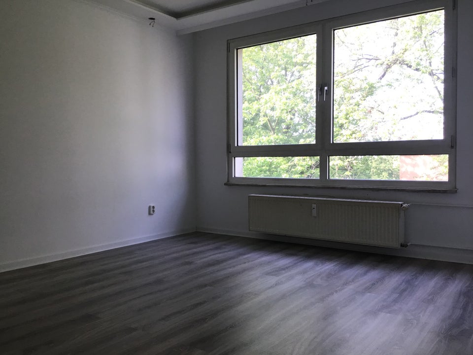 Charmante 3-Raum-Wohnung mit Balkon zur Hofseite! - Photo 2