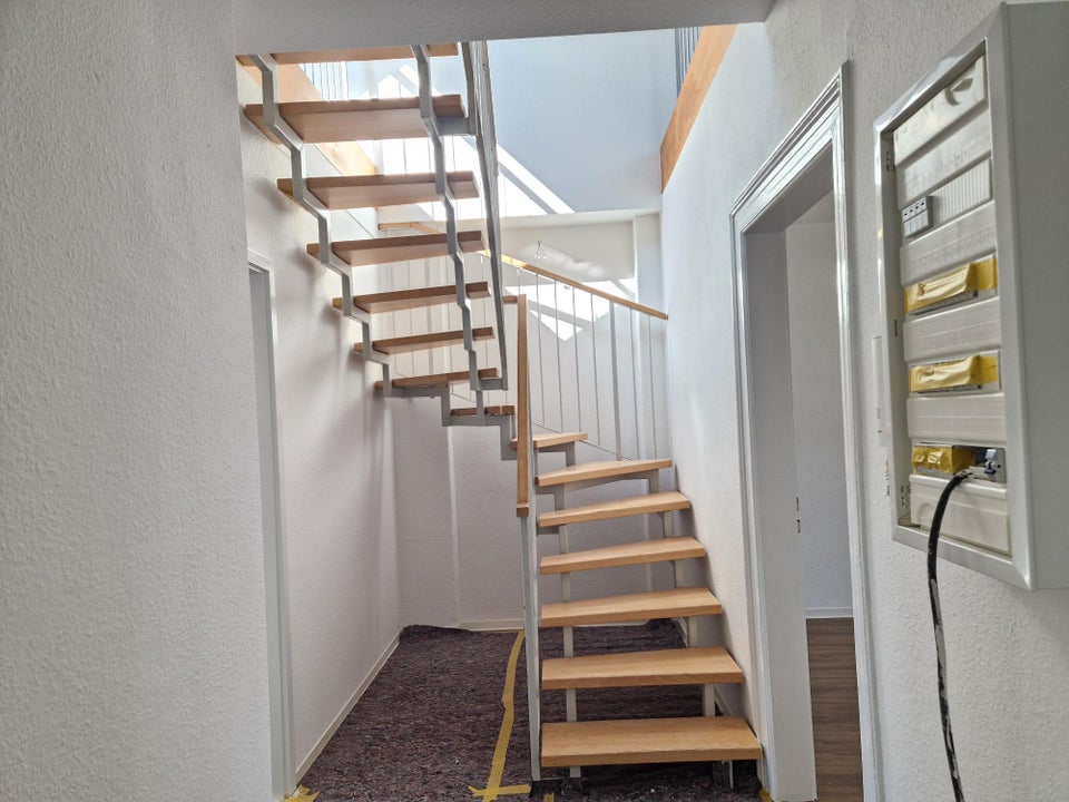 Exklusive Dachgeschosswohnung in Mickten - Besichtigungen ab 14.04.26 wieder möglich - Foto 3