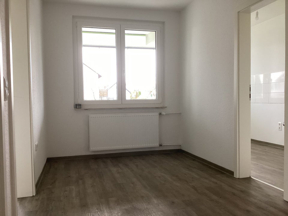 großzügige 2-Zimmer Wohnung im Erdgeschoss mit Balkon! - Foto 5