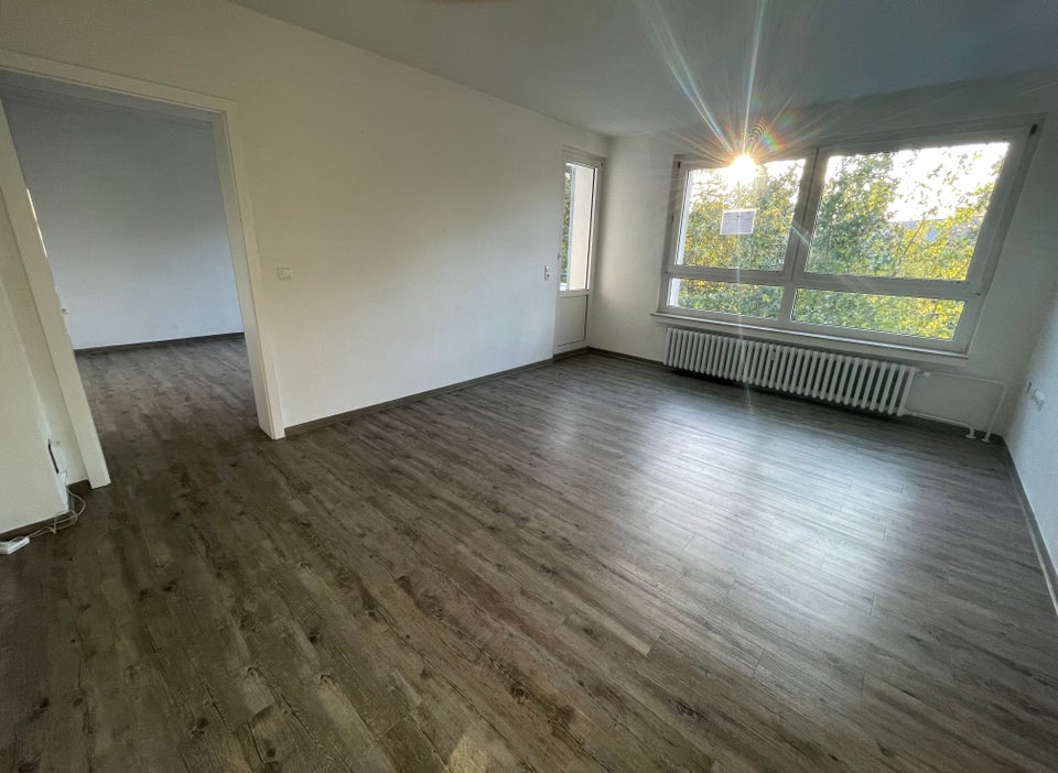 Lust auf eine 2-Zi.-Wohnung ? Dann lesen sie hier weiter. - Foto 1