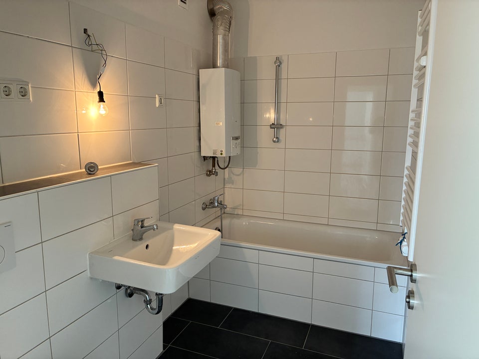 Wer will mich!? Weitläufige 3,5-Zimmer-Wohnung - Photo 2