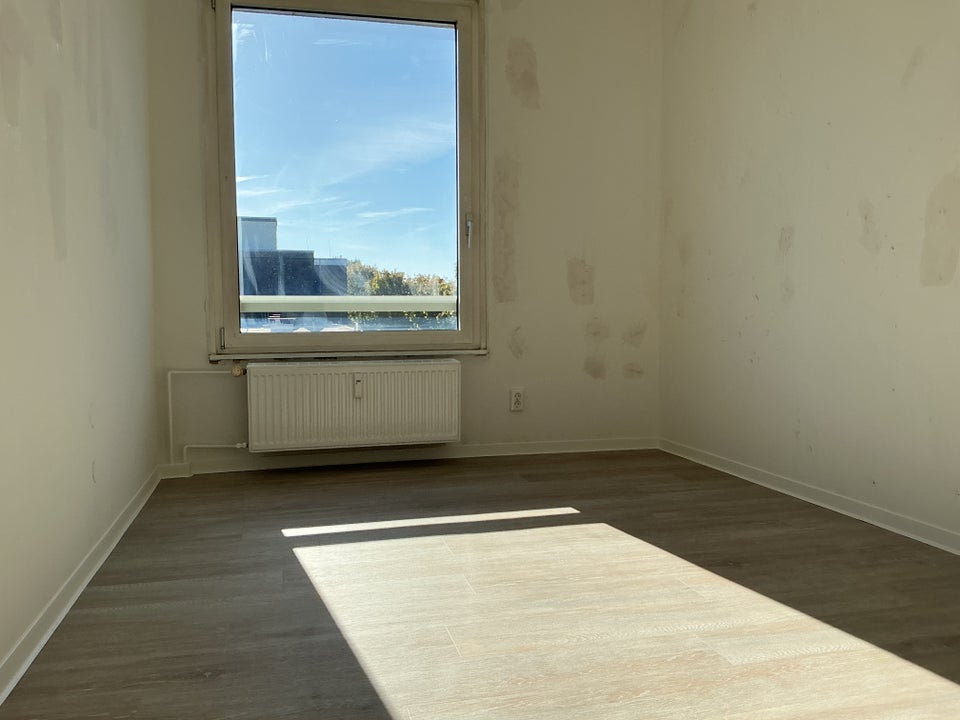 Lust auf Veränderung: interessante 4-Zimmer-Wohnung mit Balkon! - Foto 2