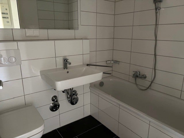 Modernisierte 3 Zimmer Wohnung mit Balkon zu vermieten! - Foto 4