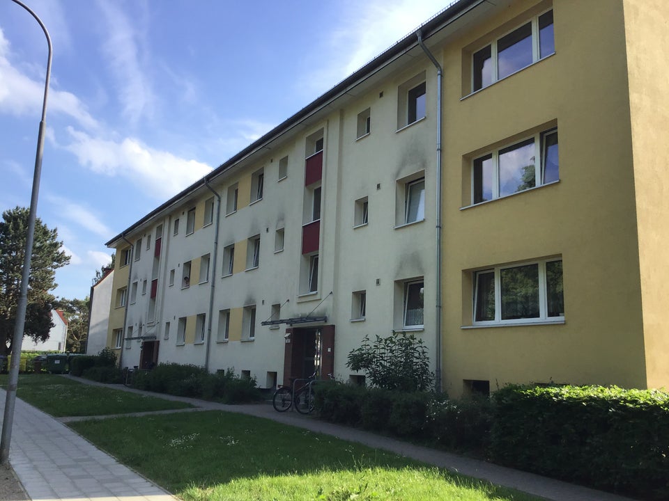 Tolle, modernisierte 4,00-Zimmer-Wohnung mit Balkon - Foto 4
