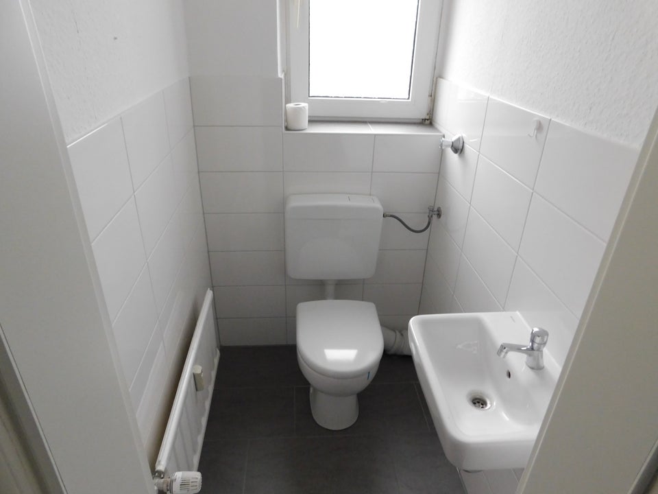 Zum Einzug bereit mit Balkon! Ideal als junge Familie! - Foto 3