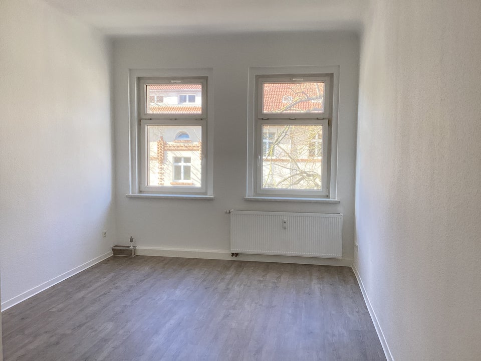 Große Wohnküche mit Zugang zum Balkon! - Foto 2