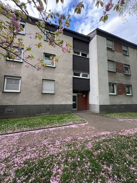 Ihr neues Zuhause: 3,5-Zimmer-Wohnung mit viel Raum zum Leben - Photo 1