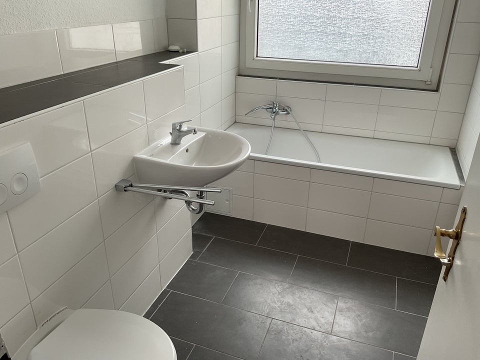 Attraktiv! Weitläufige 3-Zimmer-Wohnung - Foto 3