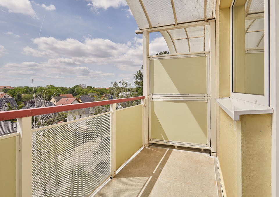 Ein Traum von Wohnung mit S/W Balkon..! - Photo 4