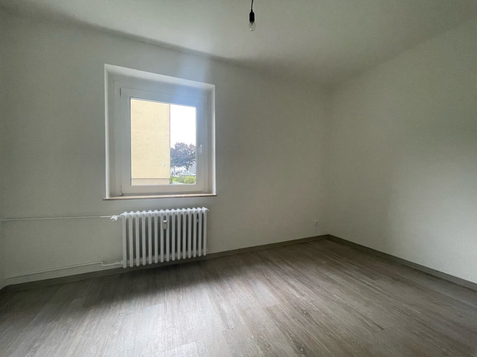 gemütliche, bezugsfertige 2-Zi-Wohnung im Erdgeschoss - Foto 4