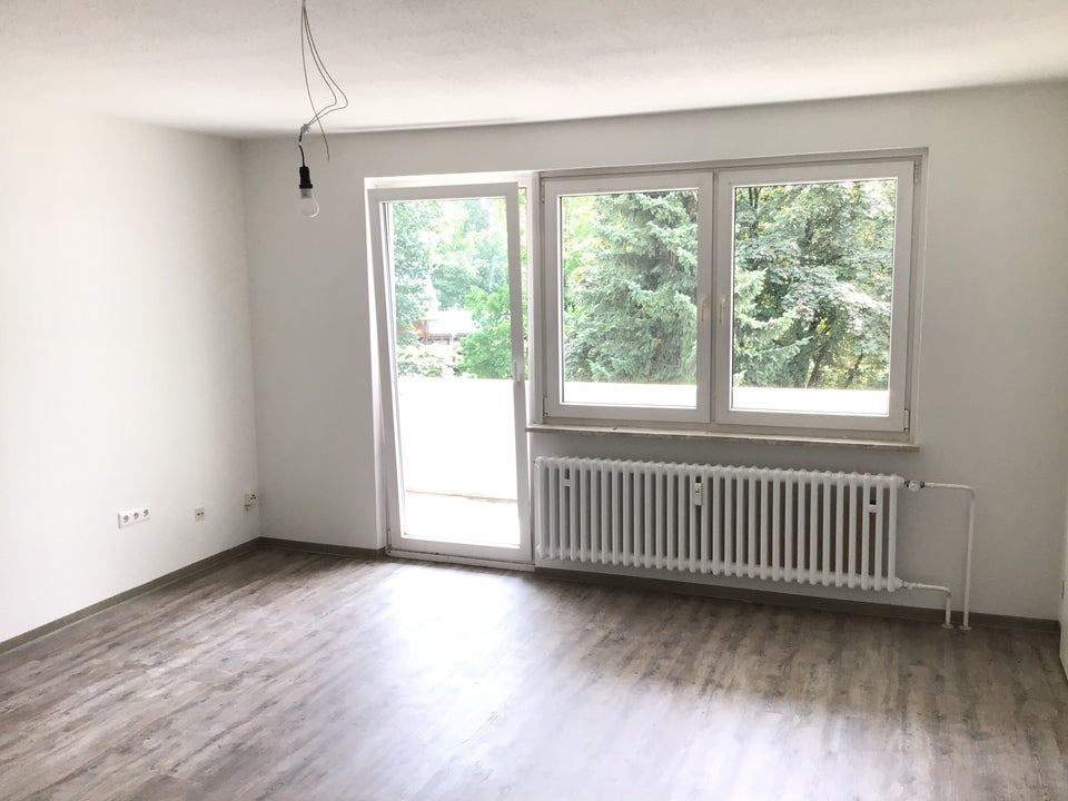 Großzügige 3-Zimmer-Wohnung mit Balkon in Bielefeld-Sennestadt - Foto 1