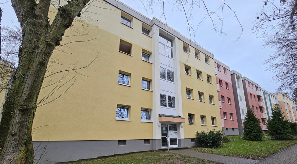 Attraktiv! Familienfreundliche 3- Zimmer-Wohnung - Photo 4