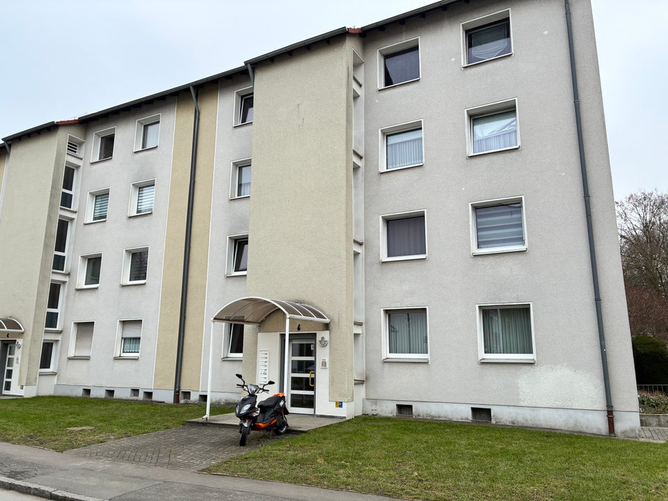 Das Glück hat ein Zuhause: 2,5-Zi.-Wohnung in zentraler Lage - Foto 1