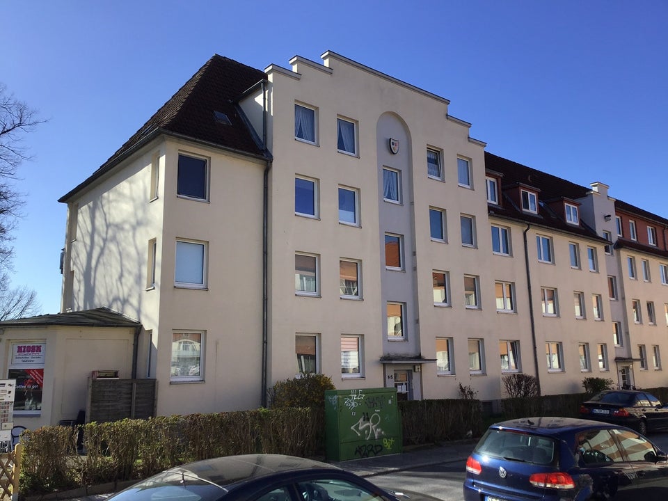Hier lässt es sich aushalten: praktische 3-Zimmer-Wohnung mit Balkon und renoviert, sofort anmietbar! - Foto 1