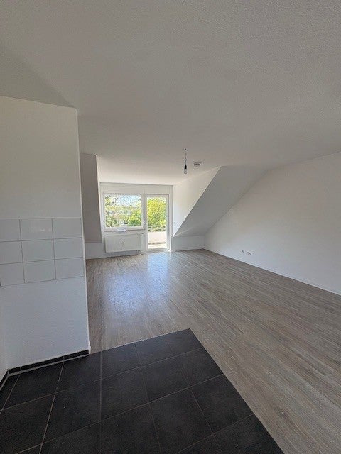 Modernes Wohnen über den Dächern von Katernberg – Licht, Ruhe & Komfort vereint - Foto 1