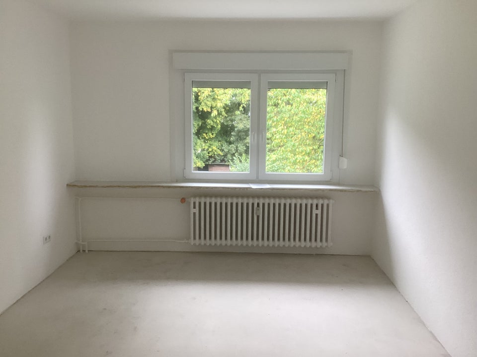 Stop! Günstig geschnittene 3,5-Zimmer-Wohnung im Grünen - Foto 1