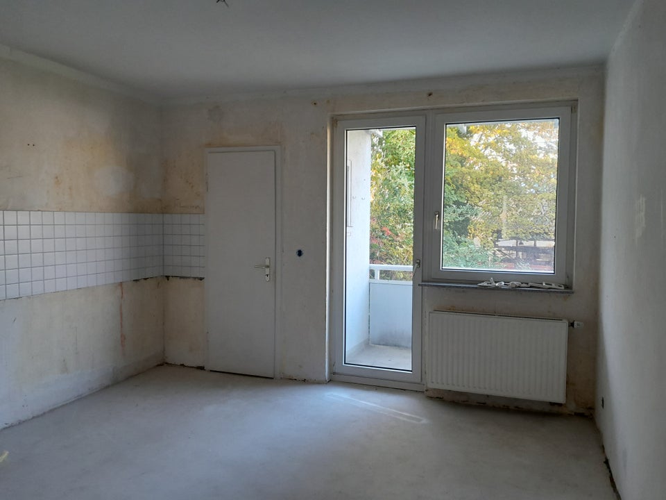 AC-Zentrum: Schöne helle 2-Zi.-Whg. m. Balk., direkt hinter dem Hbhf zwischen Zentrum u. Burtscheid - Photo 1