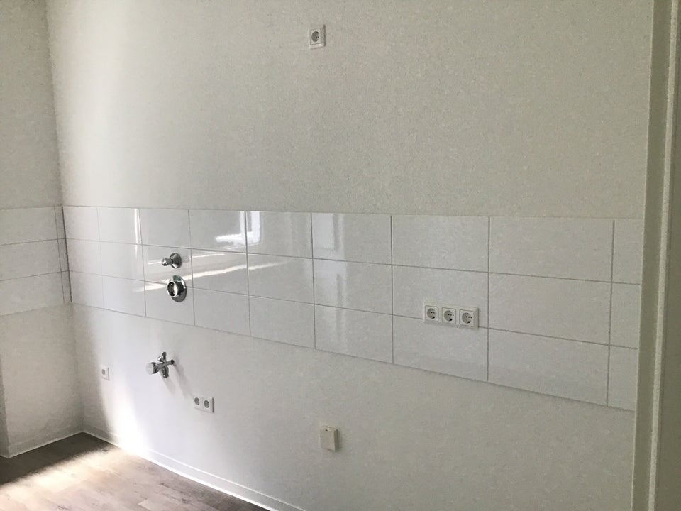 Gelegenheit: 2-Zimmer-Wohnung mit Balkon sucht neue Mieter - Photo 4