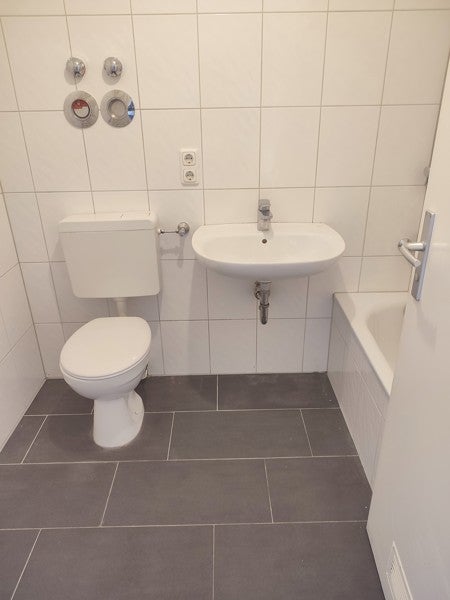 Tolle 1-Zi.-Single-Whg. in ruhiger Lage - Photo 2