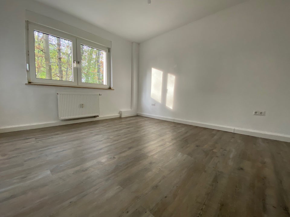 Renovierte und zentrale 2,5-Zi-Whg. ab sofort vermietbar! - Foto 5