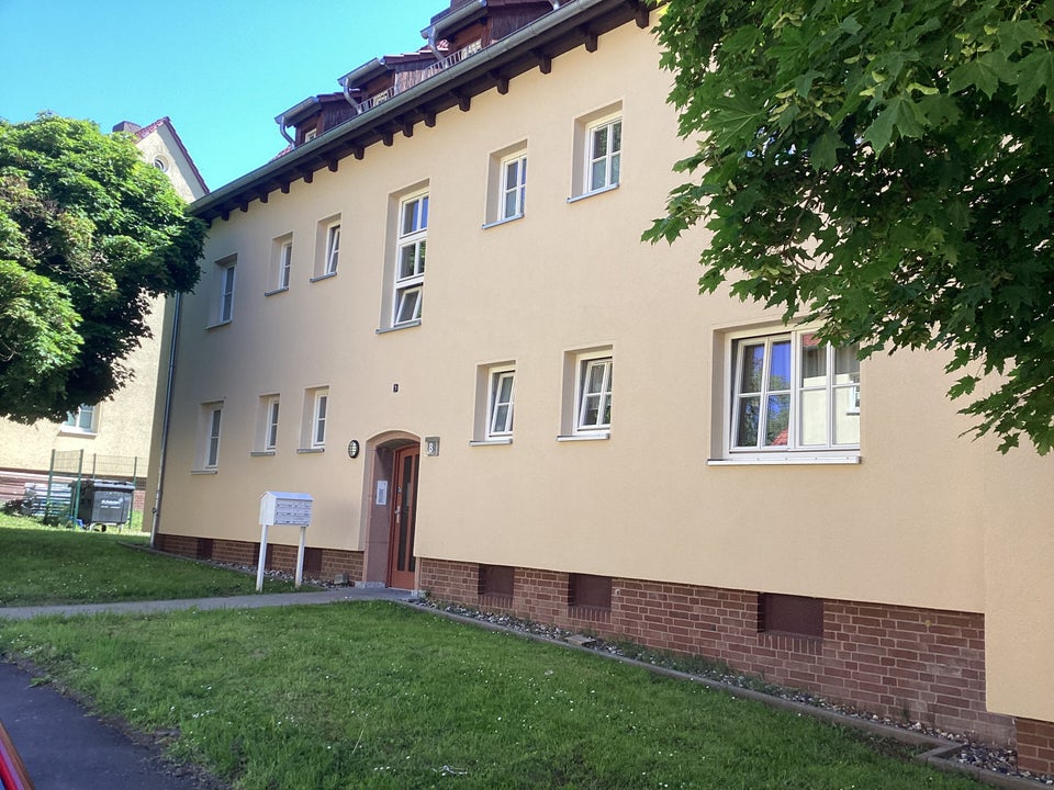 Wohn(t)raum mit Charme - 3-Zimmer-Wohnung im Dachgeschoss - Photo 2