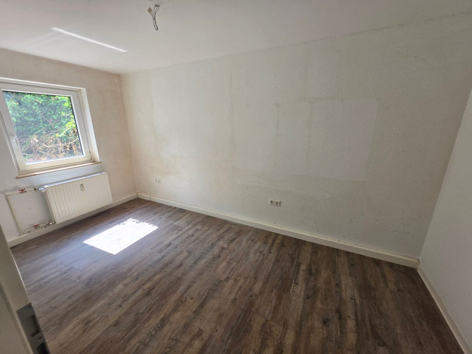 Klein, aber fein: 2-Zimmer-Souterrain-Wohnung - Auf Wunsch mit Mietergarten - Photo 1