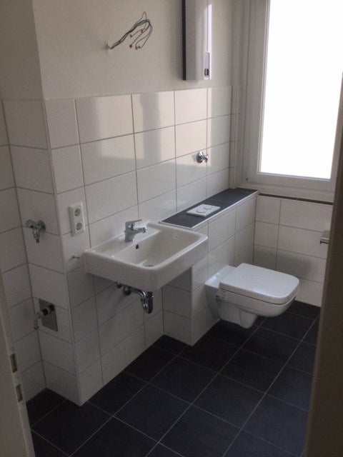 Helle 2-Zimmer-Wohnung mit Balkon in Baumheide - Foto 1
