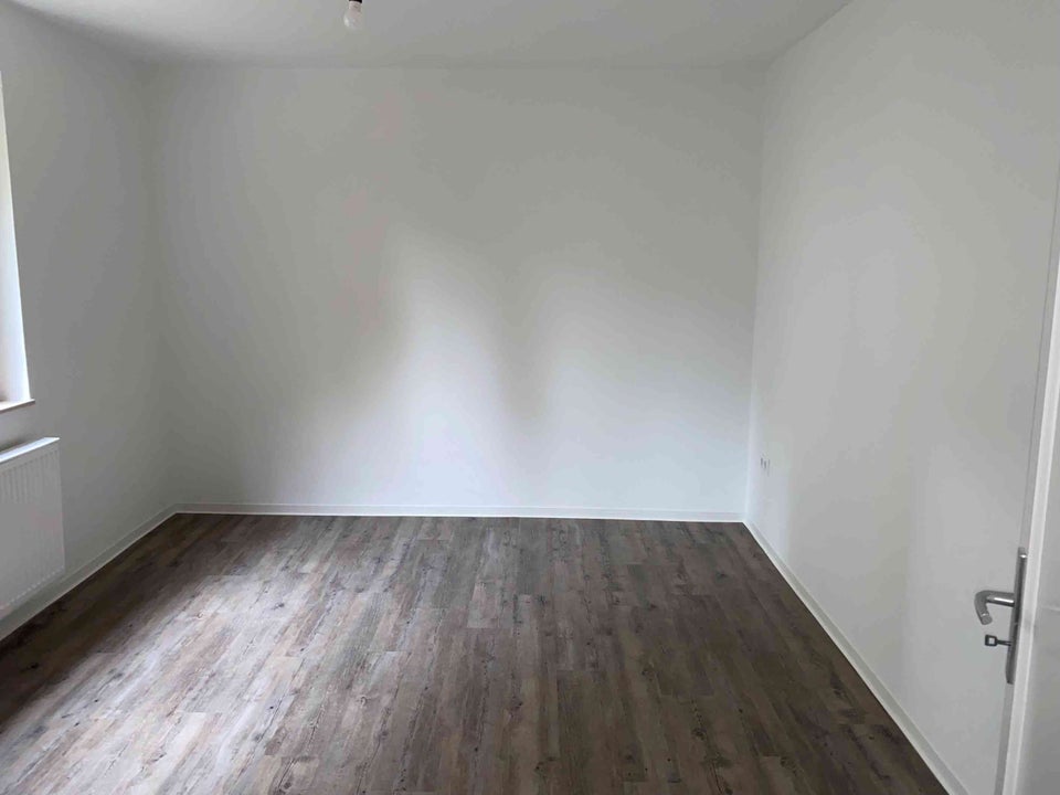 Schicke 3-Zimmer-Wohnung mit Balkon - Foto 5