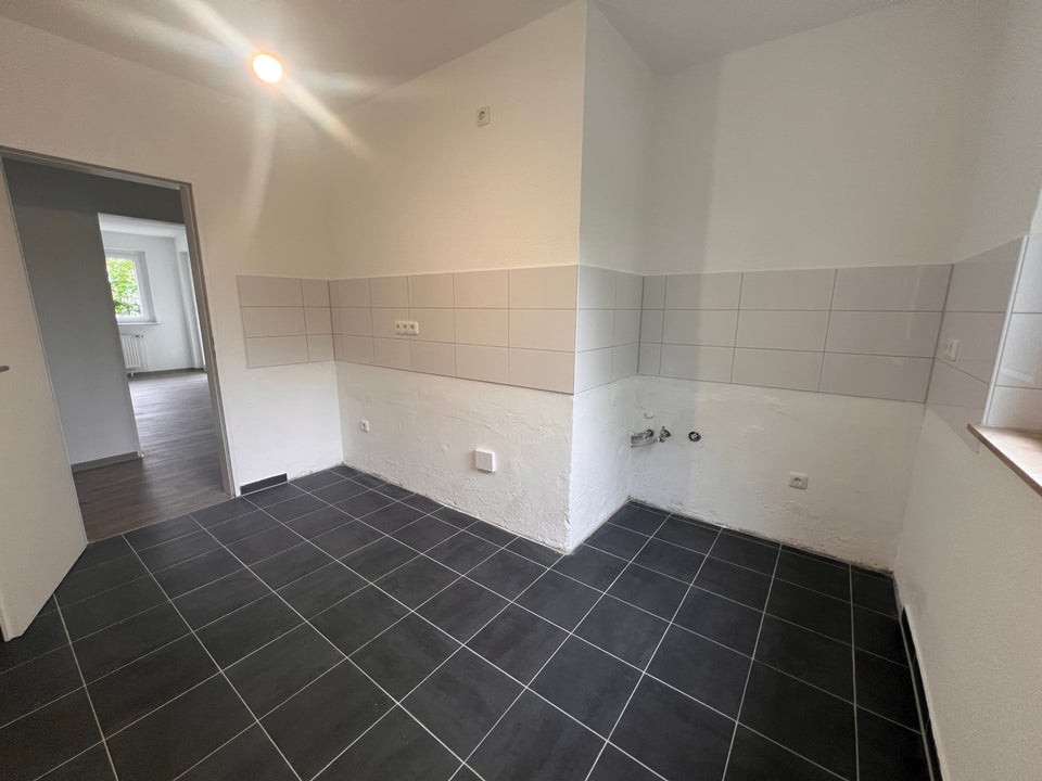 3-Zi.-Wohnung im Energetisch Moderniserten Haus frei! - Foto 2