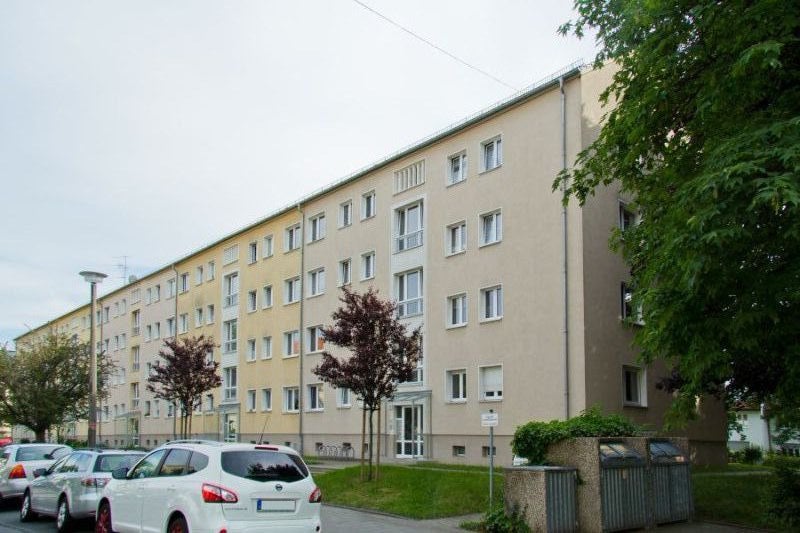 Top sanierte Wohnung mit Dusche und Balkon für Rentner*innen. - Foto 4
