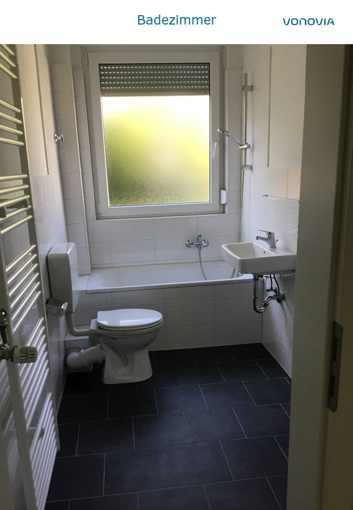 Nette Nachbarn gesucht: renovierte 2-Zimmer-Wohnung in sehr ruhiger Lage - Photo 4