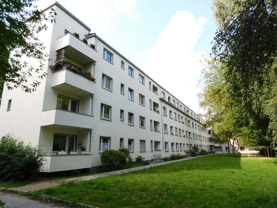 Großzügige Wohnung mit Einbauküche! leicht Einzugsbereit! Ideal für zwei Personen! - Foto 5