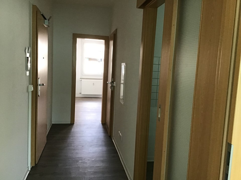 Sie suchen eine 2-Zimmer-Wohnung mit Balkon - hier ist SIE! - Foto 3