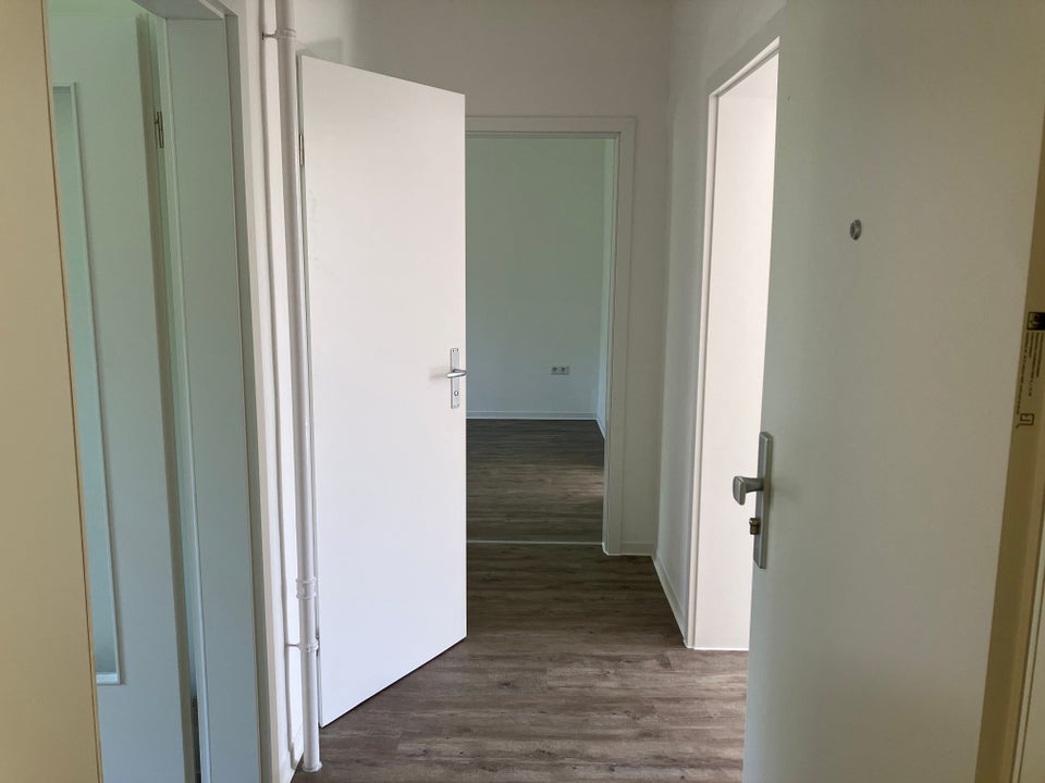 Wo das Leben so spielt - günstig geschnittene 3-Zimmer-Wohnung im Keplerkiez - Foto 5