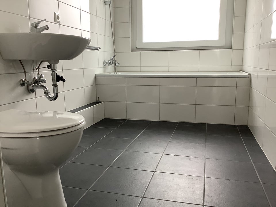 Modernisiert! 3-Zimmer Wohnung mit Balkon in gepflegter Grünanlage - Foto 4