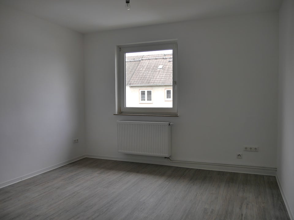 Schöne 3-Zimmer-Wohnung mit Tageslichtbad in Hanau-Großauheim zu vermieten - Foto 1