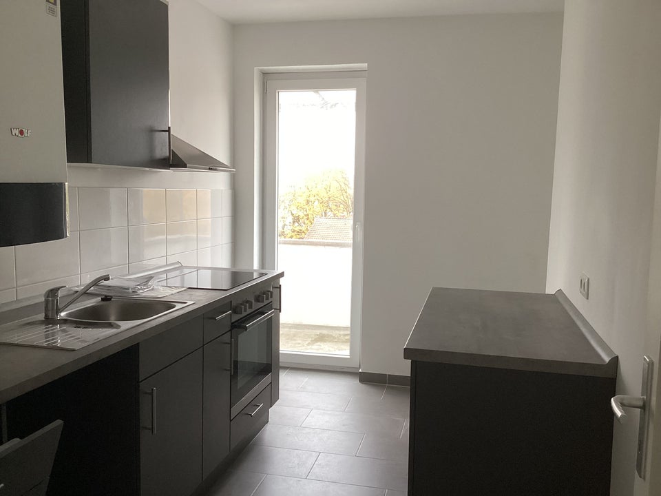 City-Wohnung mit Balkon und Einbauküche | 2 Zimmer auf ca. 62 m² - Photo 3