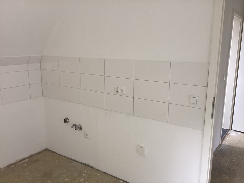 Renovierte 3-Zimmer-Wohnung mit Wannenbad - Foto 1