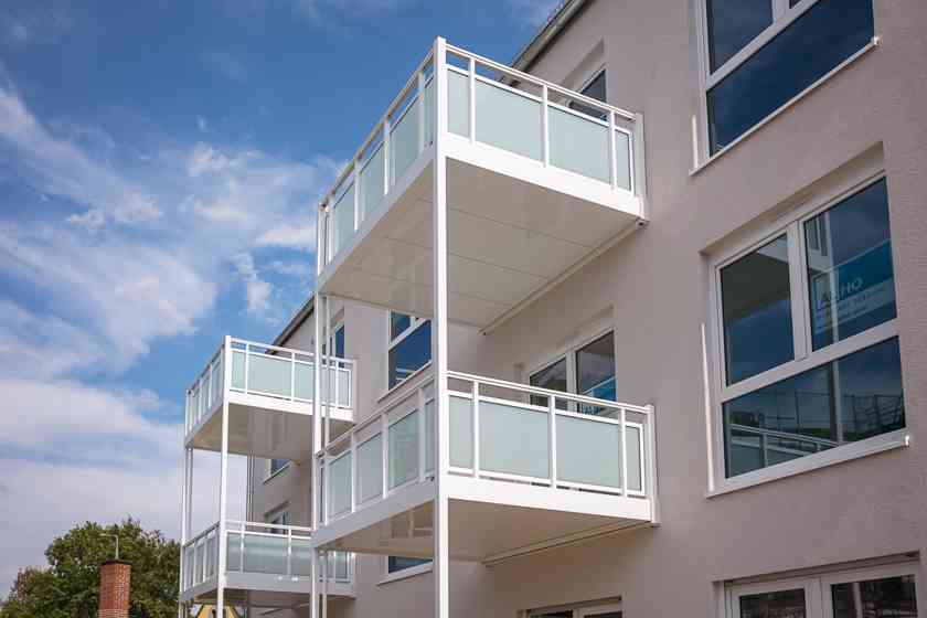 Nachmieter zum 01.08.2026 gesucht! 3-Raumwohnung mit Dusche und Balkon! - Foto 1