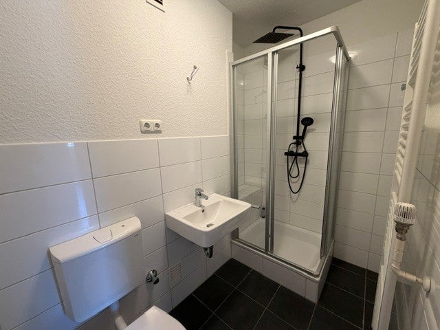 Gut aufgeteilte 2-Zimmer-Wohnung mit Balkon in grüner Lage! - Photo 3