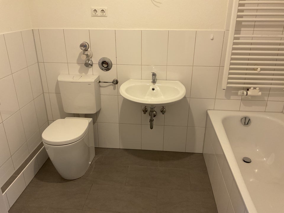 3-Zimmer für Sie renoviert und das komplett mit Einbauküche! - Foto 3