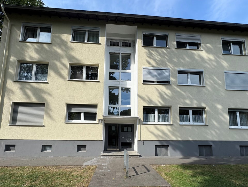 Wohlfühloase für Familien: 4 Zimmer in grüner Lage von Essen-Karnap - Foto 1