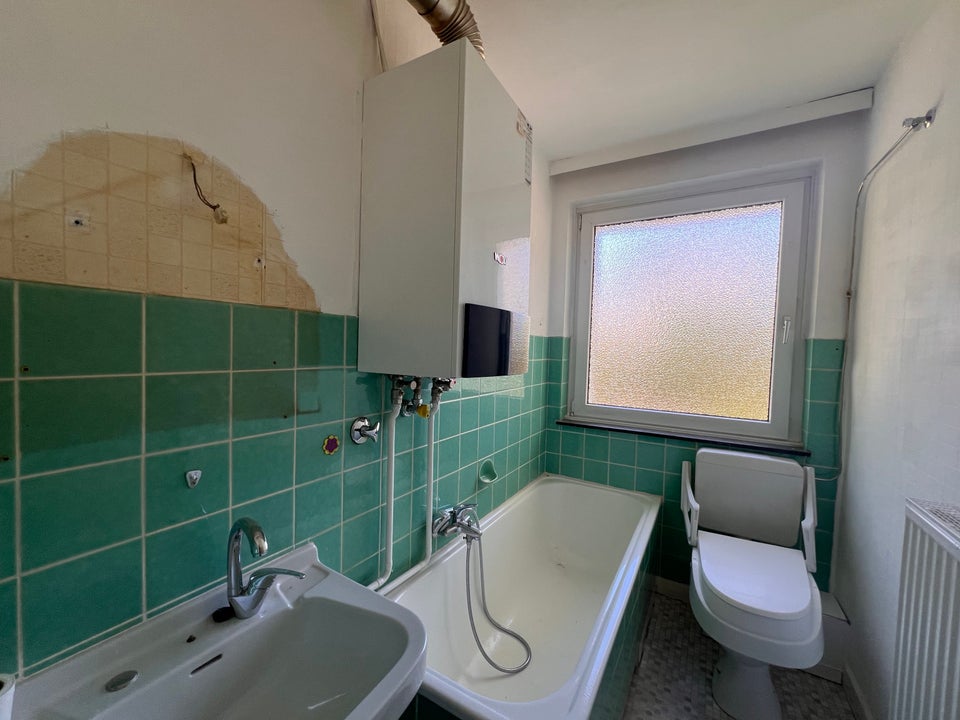 4-Zimmer-Wohnung im EG mit Balkon - Foto 3