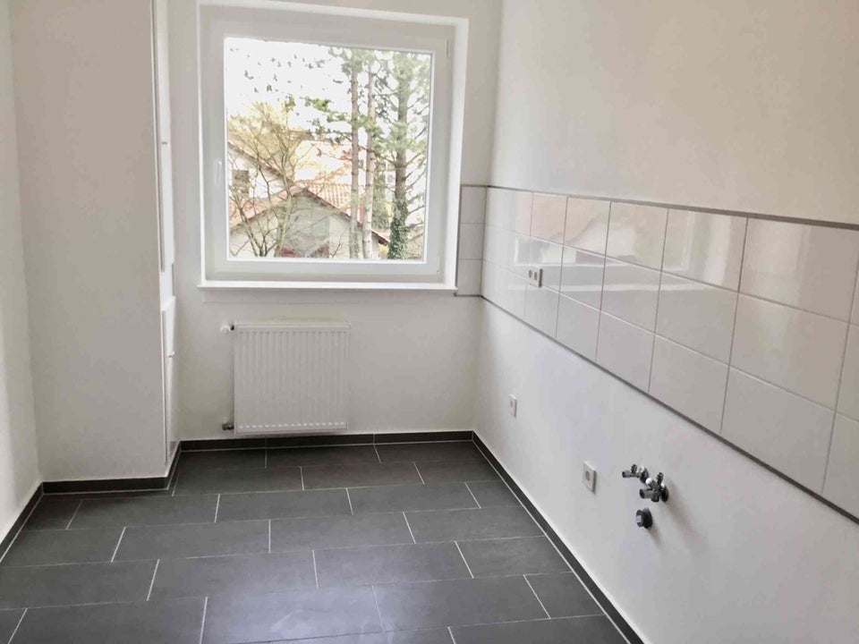 Neue Wohnung, neues Glück - 3-Zimmer-Wohnung mit Balkon - Foto 1