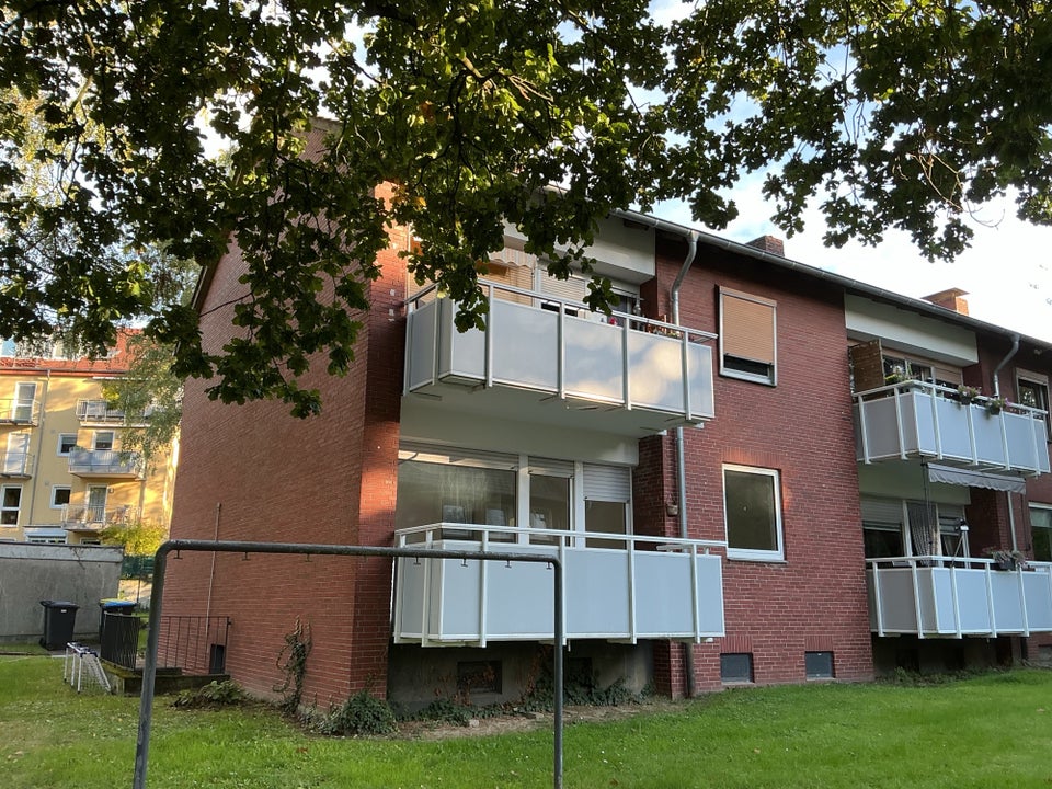 Bezugsfertige EG Wohnung mit Dusche und Balkon - Photo 3